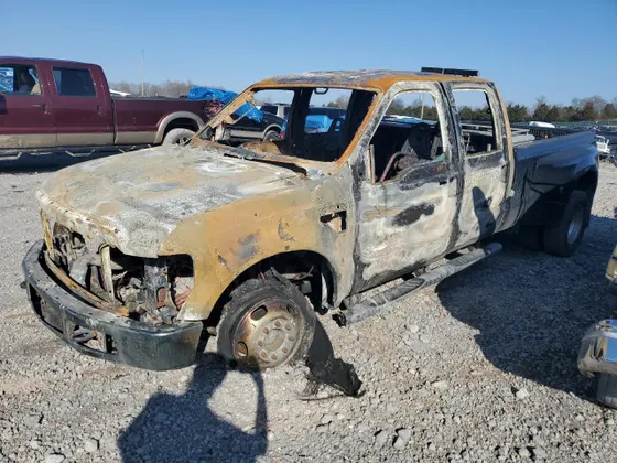 2010 Ford Super Duty F-350 DRW XL