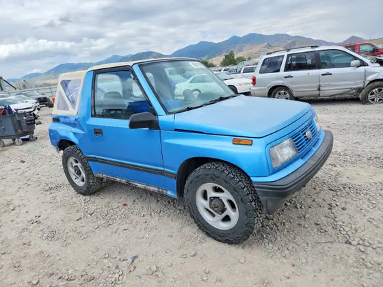1994 Geo Tracker