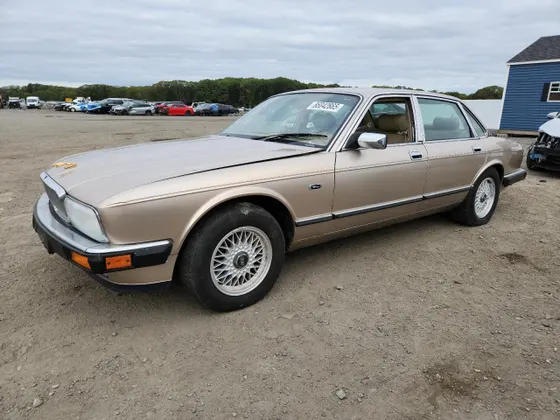 1993 Jaguar XJ VANDEN PLAS