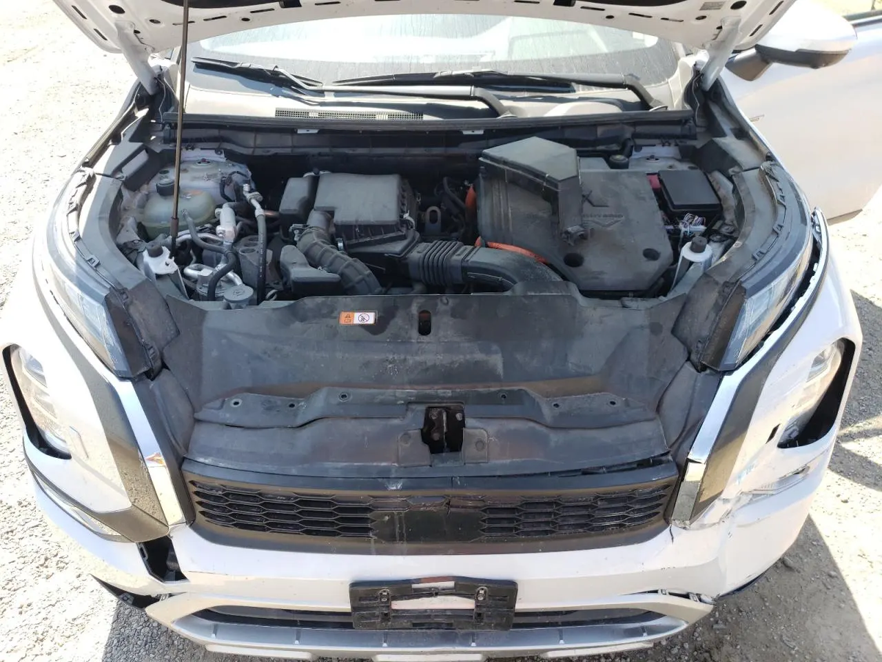 2023 Mitsubishi Outlander PHEV SE