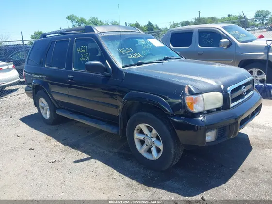 2004 Nissan Pathfinder LE Platinum