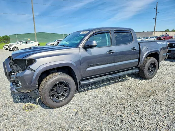 2019 Toyota Tacoma 4WD TRD Off Road