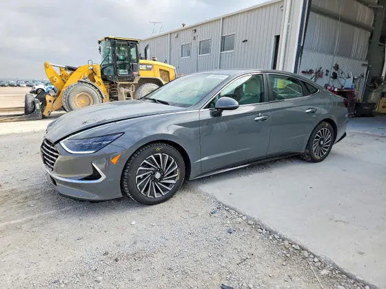 2022 Hyundai Sonata Hybrid Limited