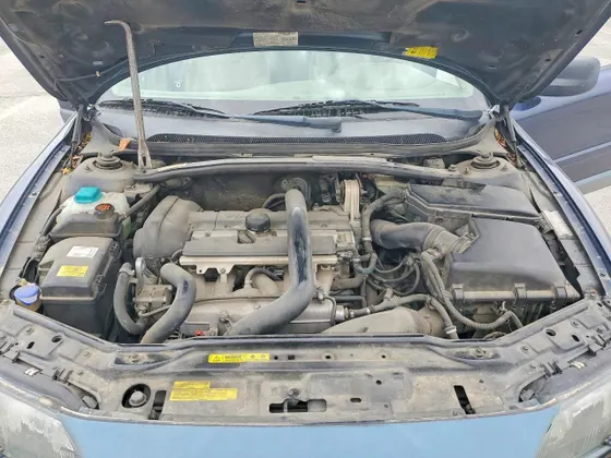 2002 Volvo V70