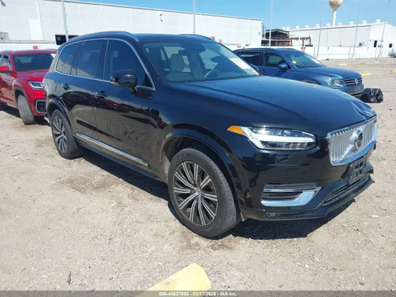 2025 Volvo XC90 Plus