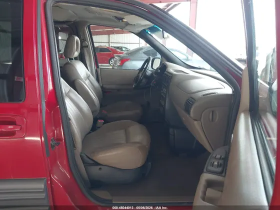 2000 Pontiac Montana M16