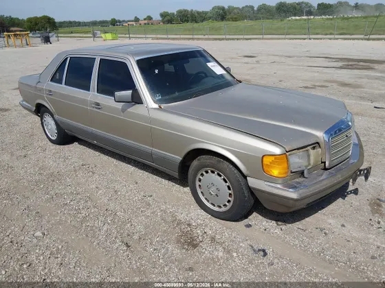 1986 Mercedes-Benz 420 Series 420SEL