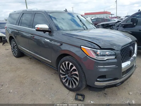 2022 Lincoln Navigator L Black Label
