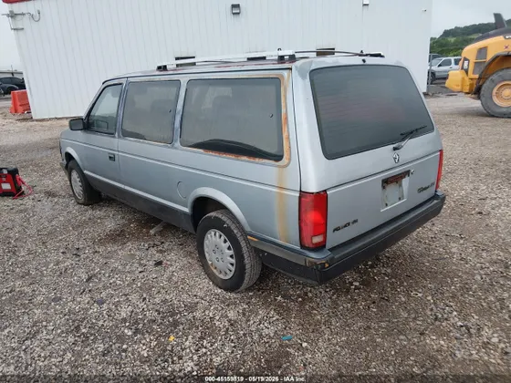 1990 Plymouth GRAND VOYAGER LE
