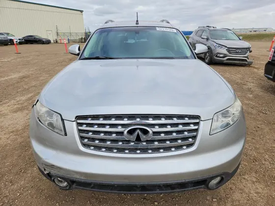 2003 INFINITI FX45 w/o Options