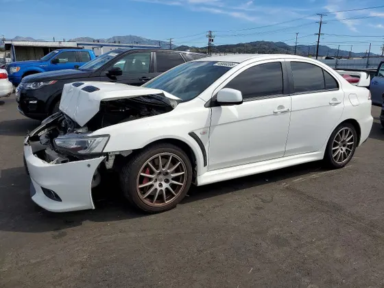 2014 Mitsubishi Lancer Evolution GSR