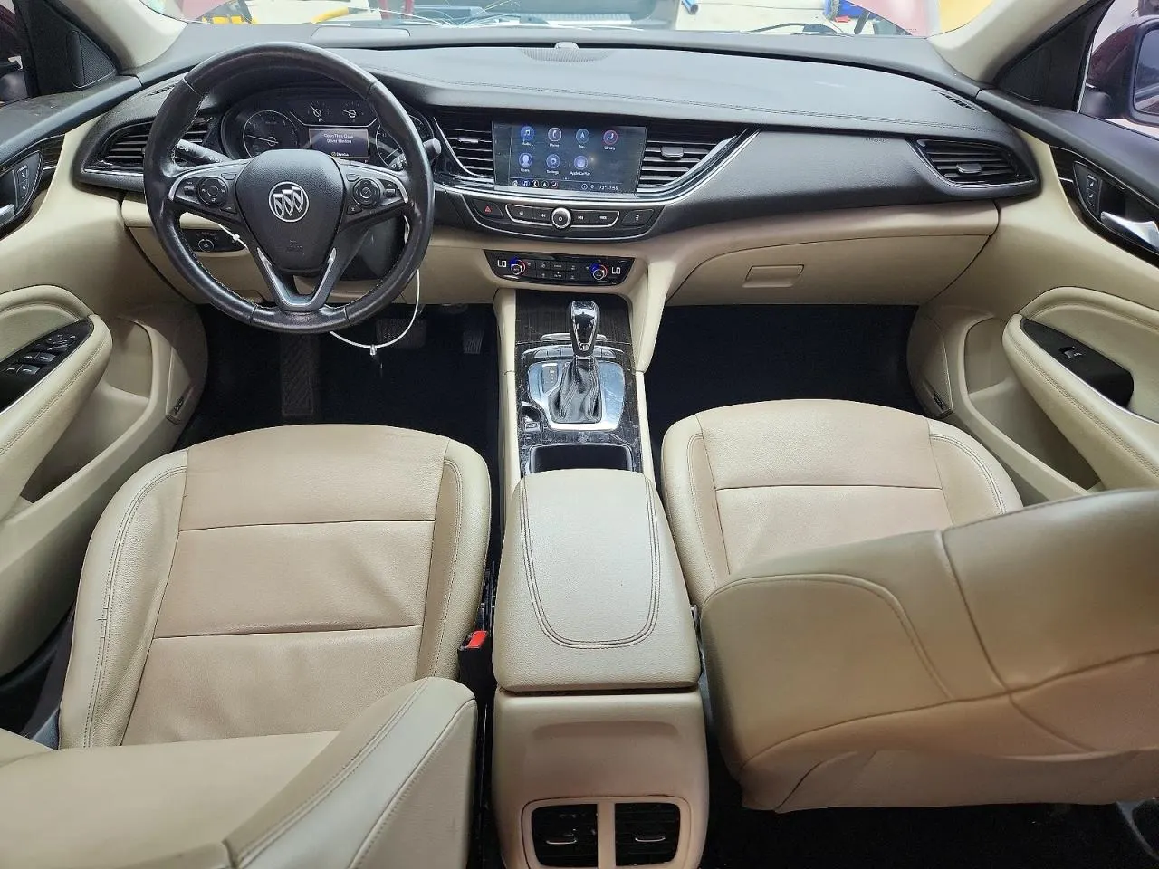 2018 Buick Regal Sportback Essence