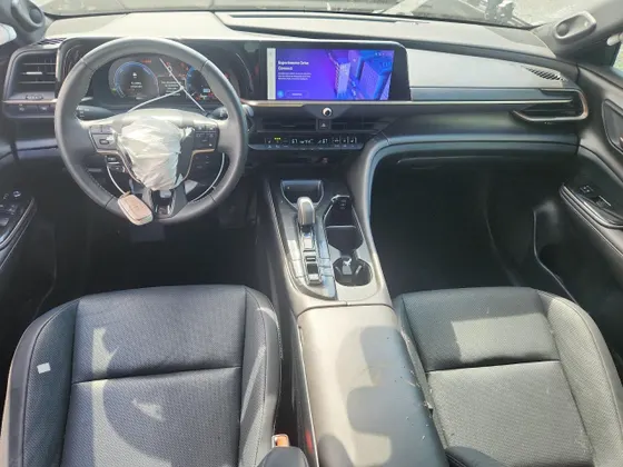2025 Toyota Crown XLE
