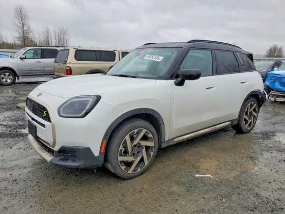 2025 MINI Countryman SE