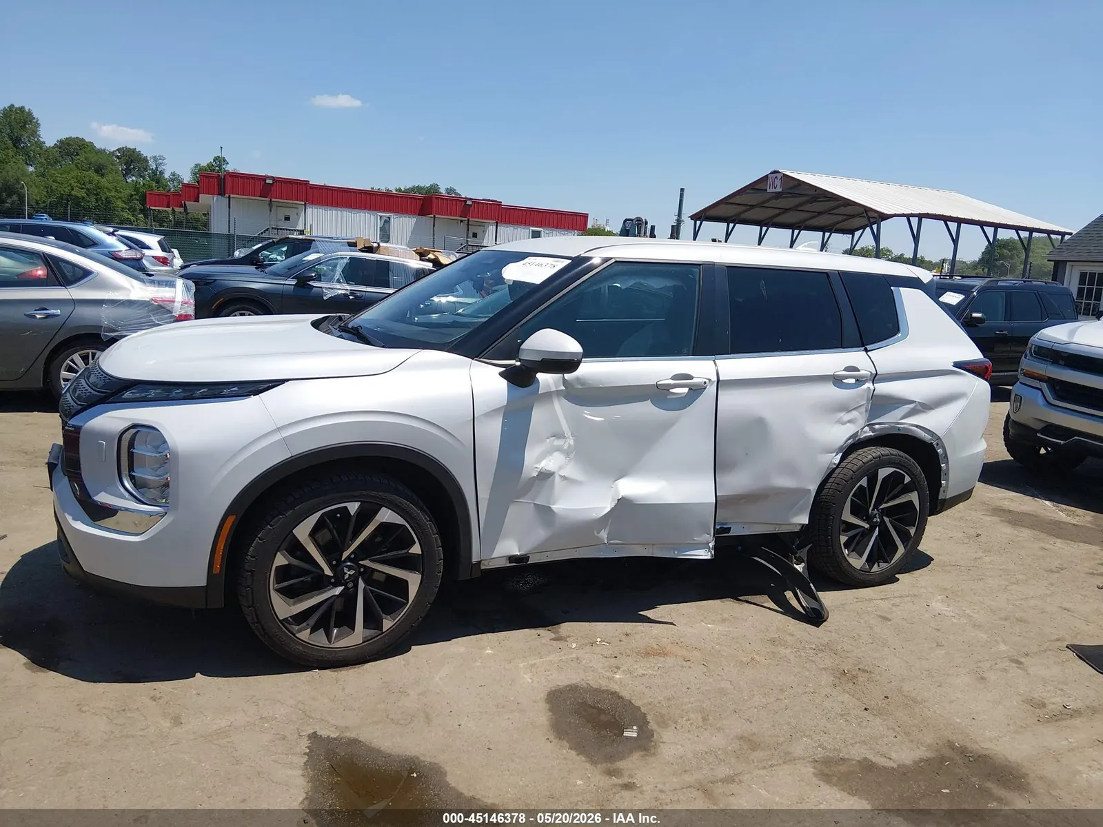 2022 Mitsubishi Outlander ES