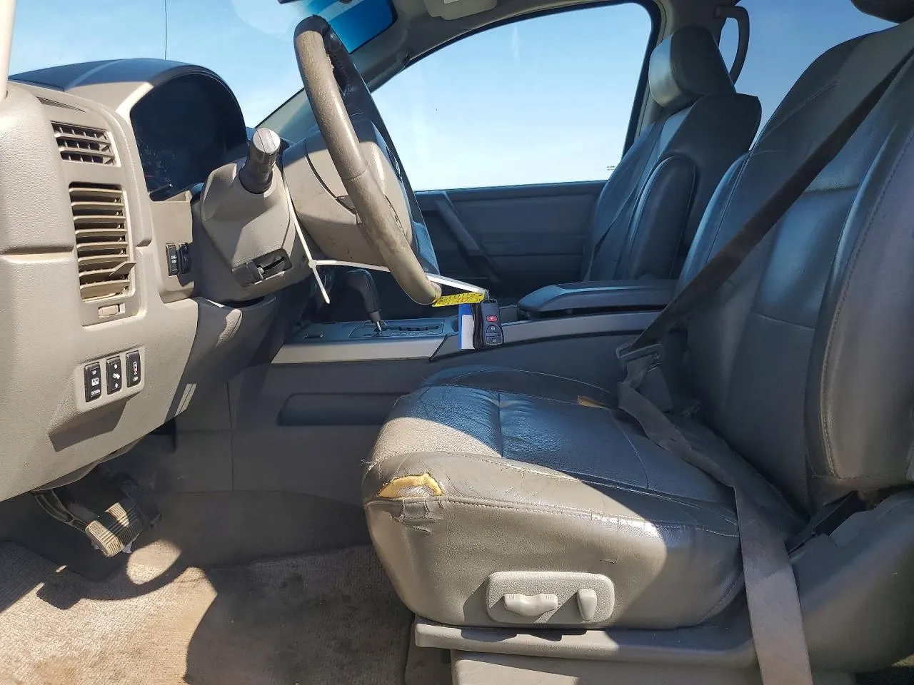 2006 Nissan Titan SE