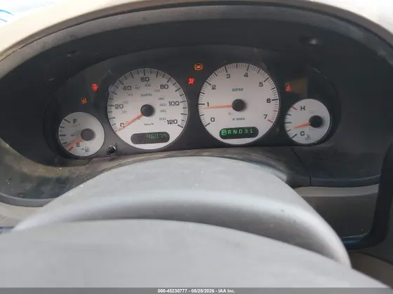 2003 Chrysler Voyager LX