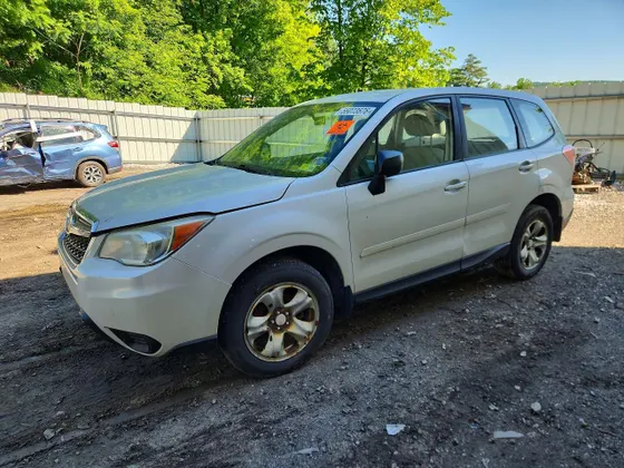 2014 Subaru Forester 2.5i