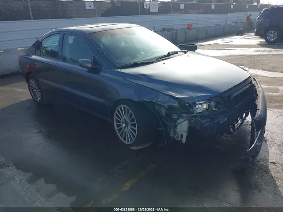 2004 Volvo S60 2.5T