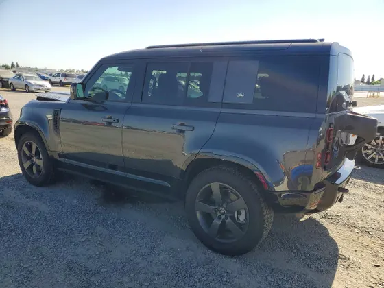 2023 Land Rover Defender X-Dynamic SE