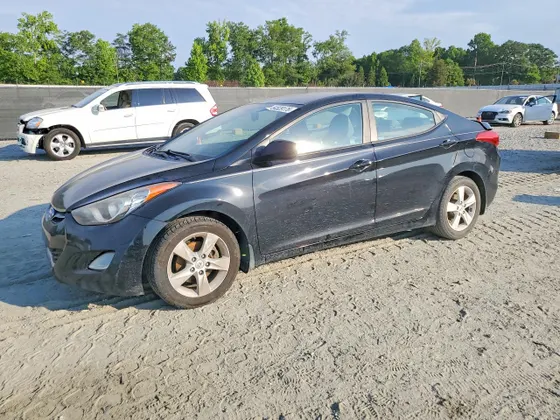 2012 Hyundai Elantra GLS PZEV