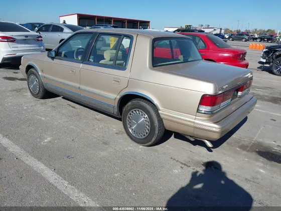 1991 Plymouth Acclaim LE