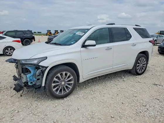 2022 Chevrolet Traverse Premier