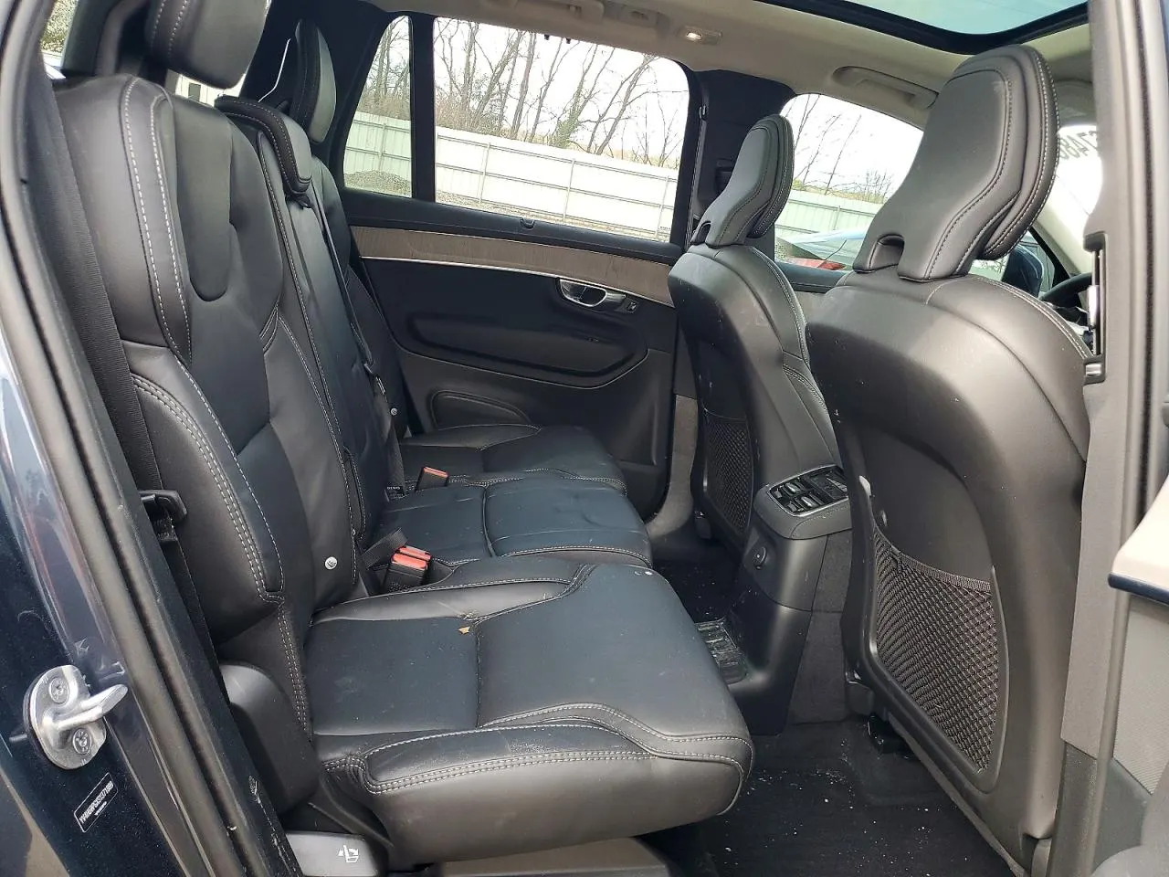 2025 Volvo XC90 Plug-In Hybrid Ultra