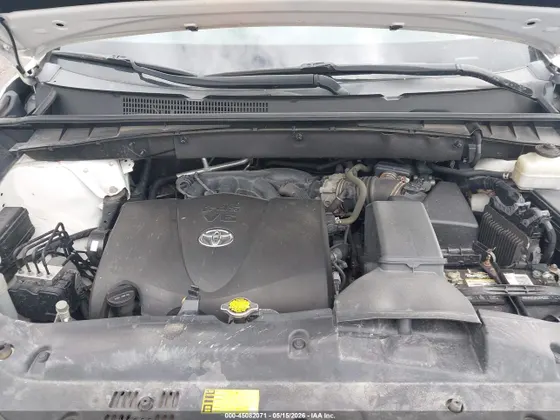 2017 Toyota Highlander LE