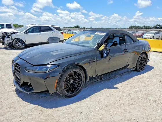 2025 BMW M4 Competition xDrive