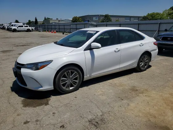 2017 Toyota Camry XLE