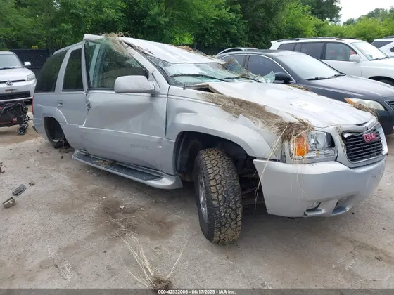 2000 GMC Denali