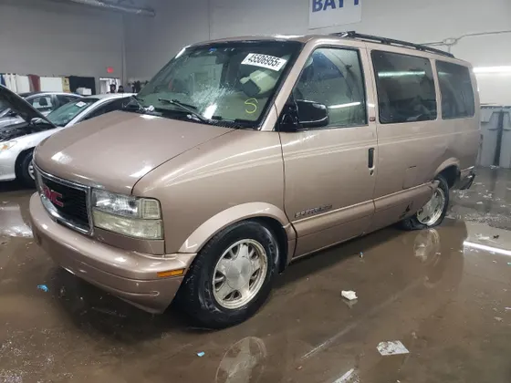 2002 GMC Safari Passenger XT