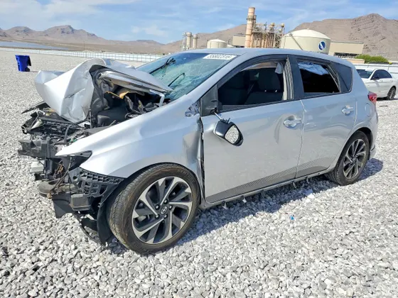 2016 Scion iM