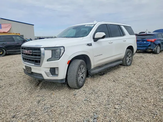 2023 GMC Yukon SLE