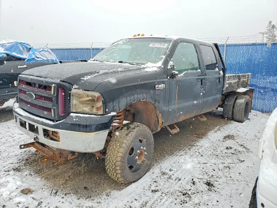 2005 Ford Super Duty F-350 DRW XL