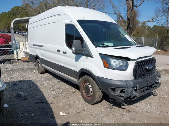 2021 Ford Transit Cargo Van