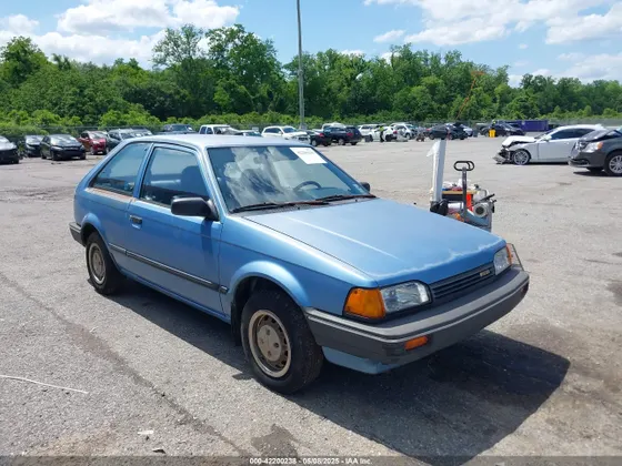 1988 Mazda 323
