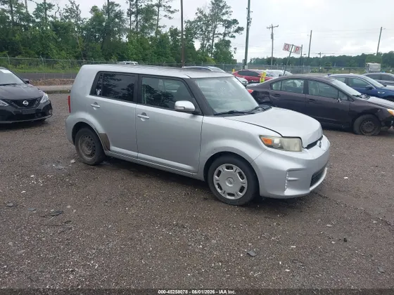 2013 Scion xB