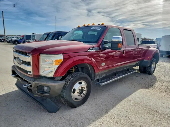 2015 Ford Super Duty F-350 DRW XLT