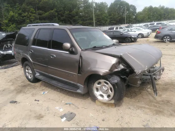 2002 Lincoln Navigator