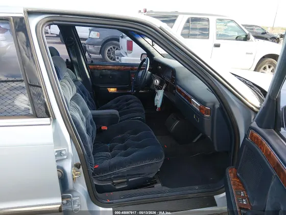 1993 Chrysler New Yorker C-BODY SALON