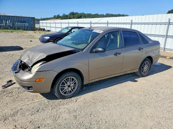 2005 Ford Focus S