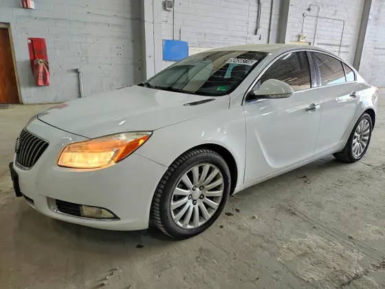 2012 Buick Regal Premium 1