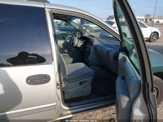 1999 Plymouth GRAND VOYAGER