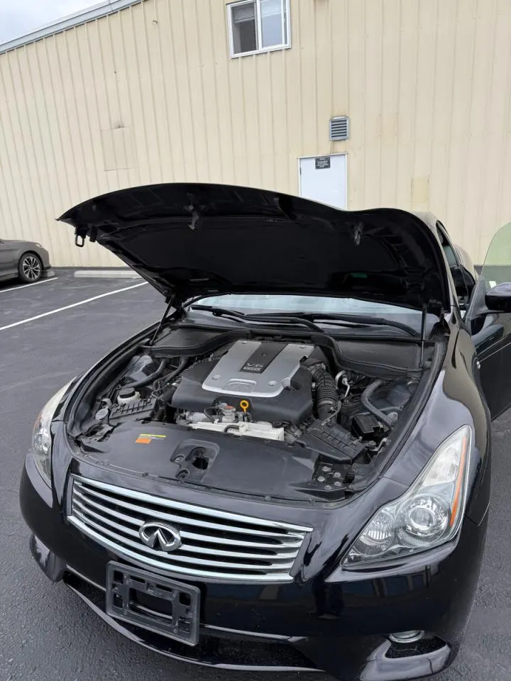 2014 INFINITI Q60 Convertible
