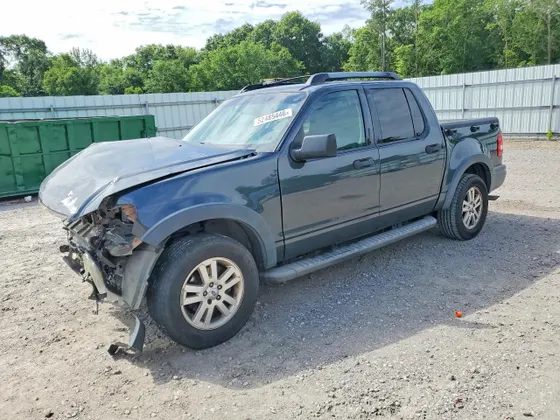 2010 Ford Explorer Sport Trac XLT