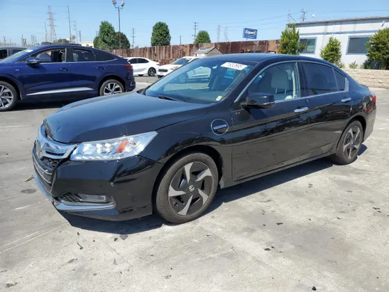 2014 Honda Accord Plug-in Hybrid PLUG-IN HYBRID