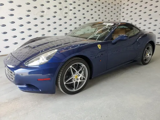 2010 Ferrari California