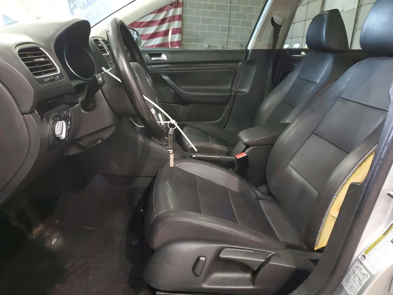2011 Volkswagen Jetta SportWagen TDI